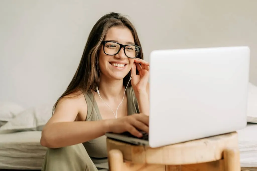 Shopify dévoile Sidekick pour faciliter les ventes en ligne