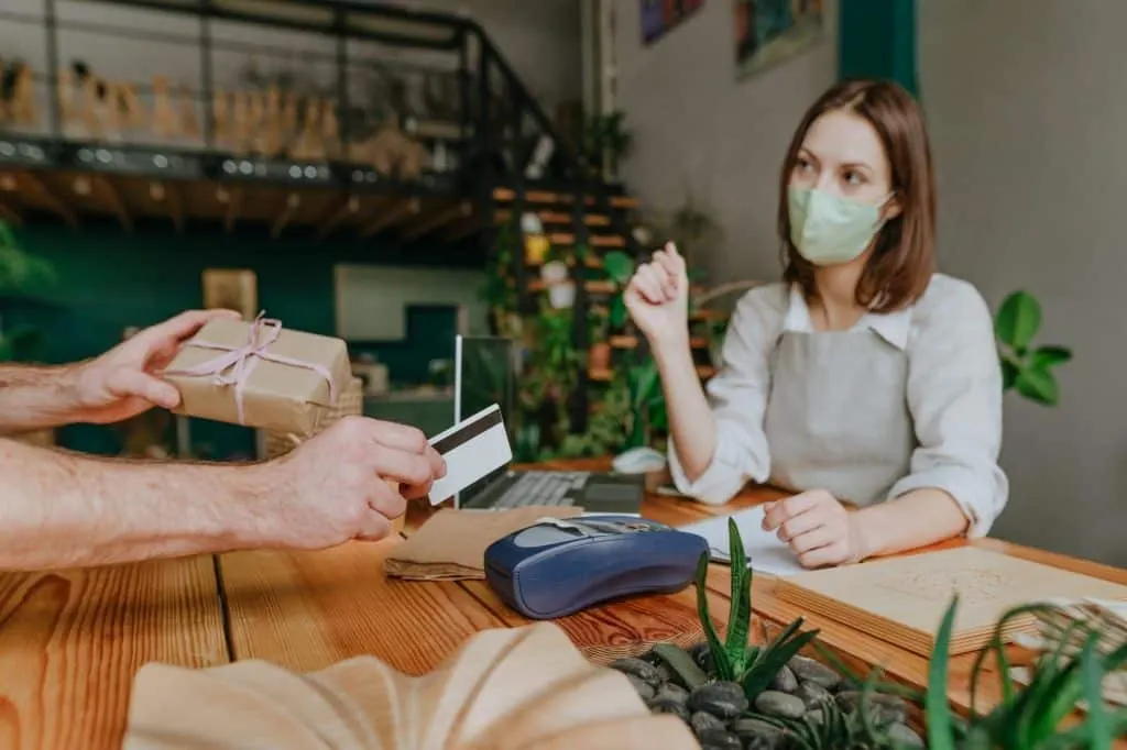 Paiement factures en retard : 4 étapes privilégiées pour les entreprises