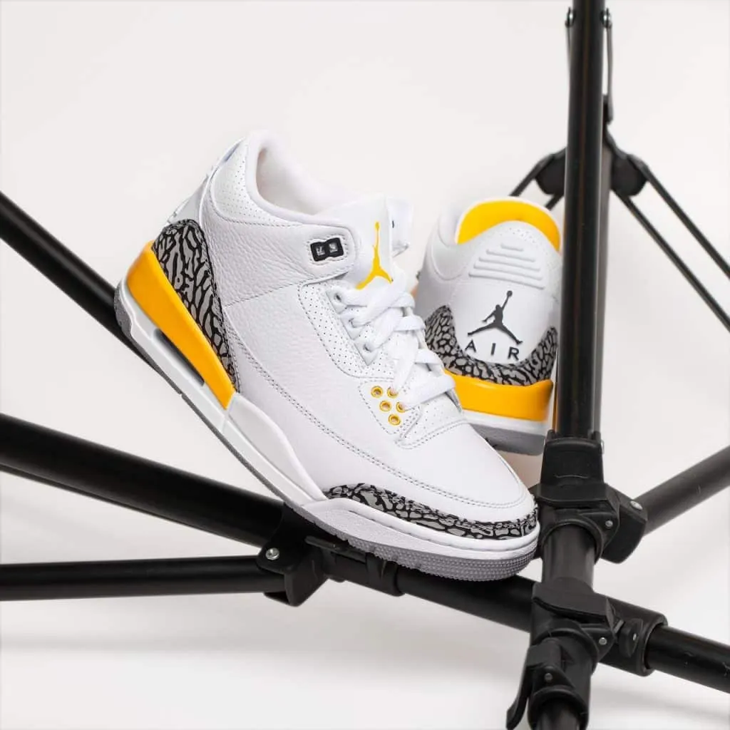 découvrez l'univers nike : chaussures, vêtements et accessoires de sport alliant performance, style et innovation. explorez nos dernières collections et restez à la pointe de la mode sportive.