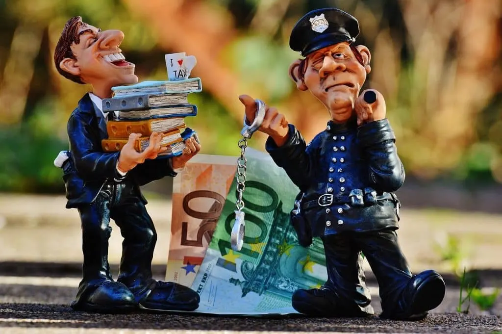 découvrez les implications légales et financières de l'évasion fiscale, ainsi que les mesures pour prévenir et combattre cette pratique illégale.