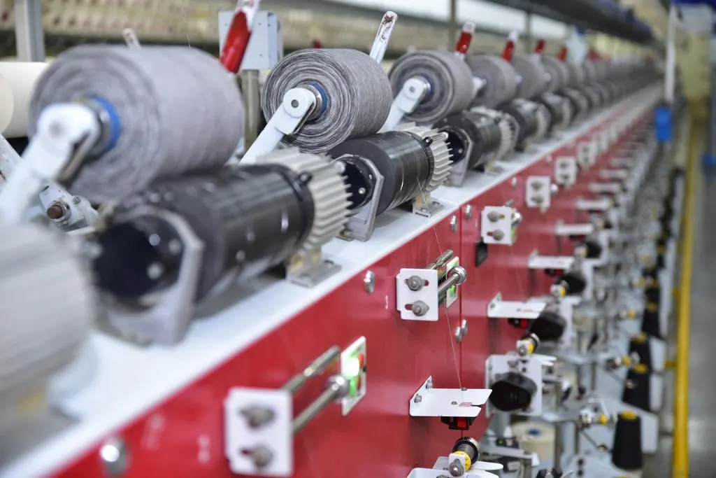 découvrez notre large stock industriel de qualité, idéal pour répondre à tous vos besoins en équipements et fournitures industrielles.