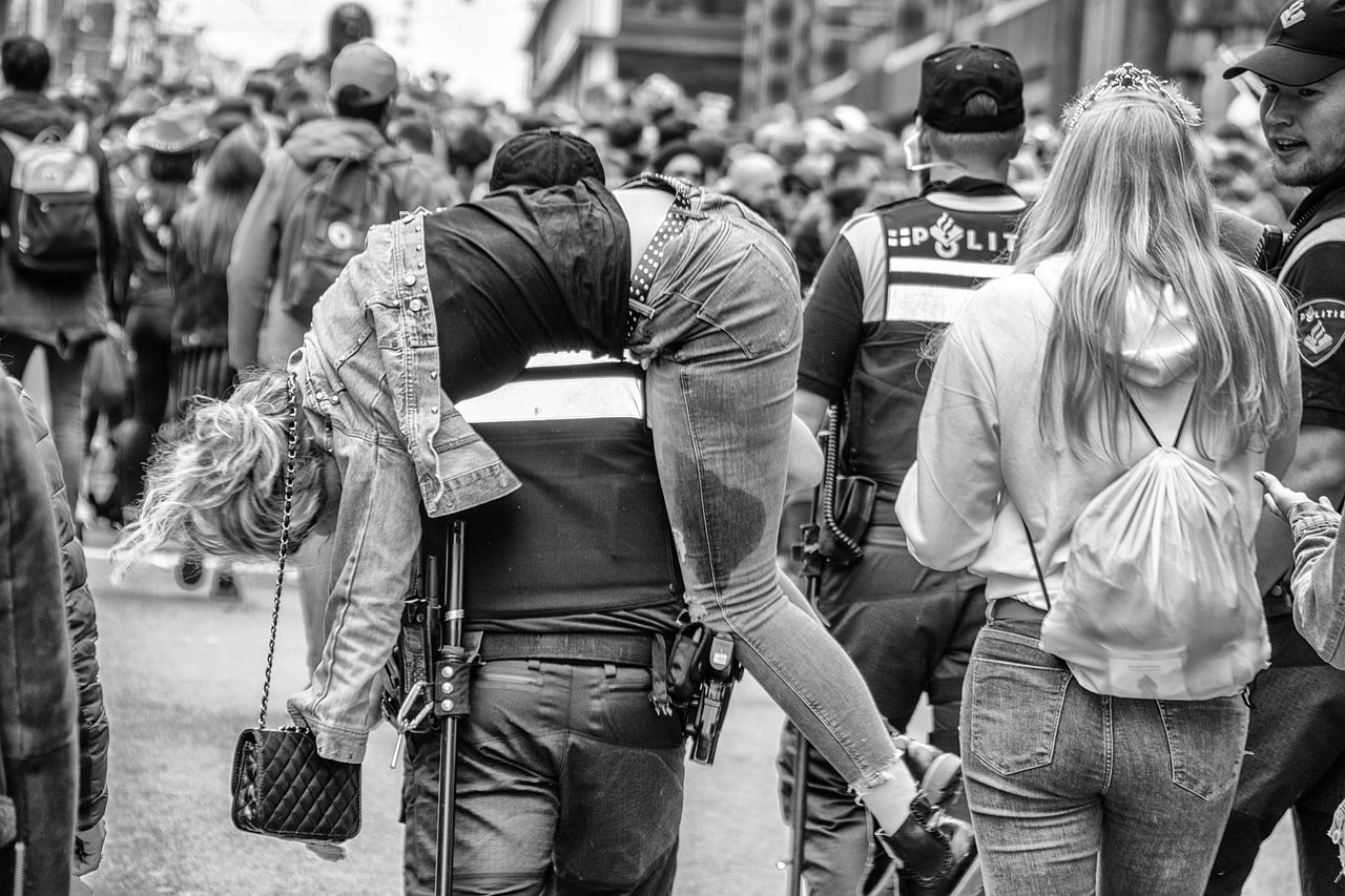 découvrez notre sélection exclusive de produits pour le no kings day. que vous cherchiez des décorations uniques, des vêtements thématiques ou des accessoires festifs, nous avons tout ce qu'il vous faut pour célébrer cette journée spéciale sans roi. plongez dans l'esprit de l'événement avec style et créativité !